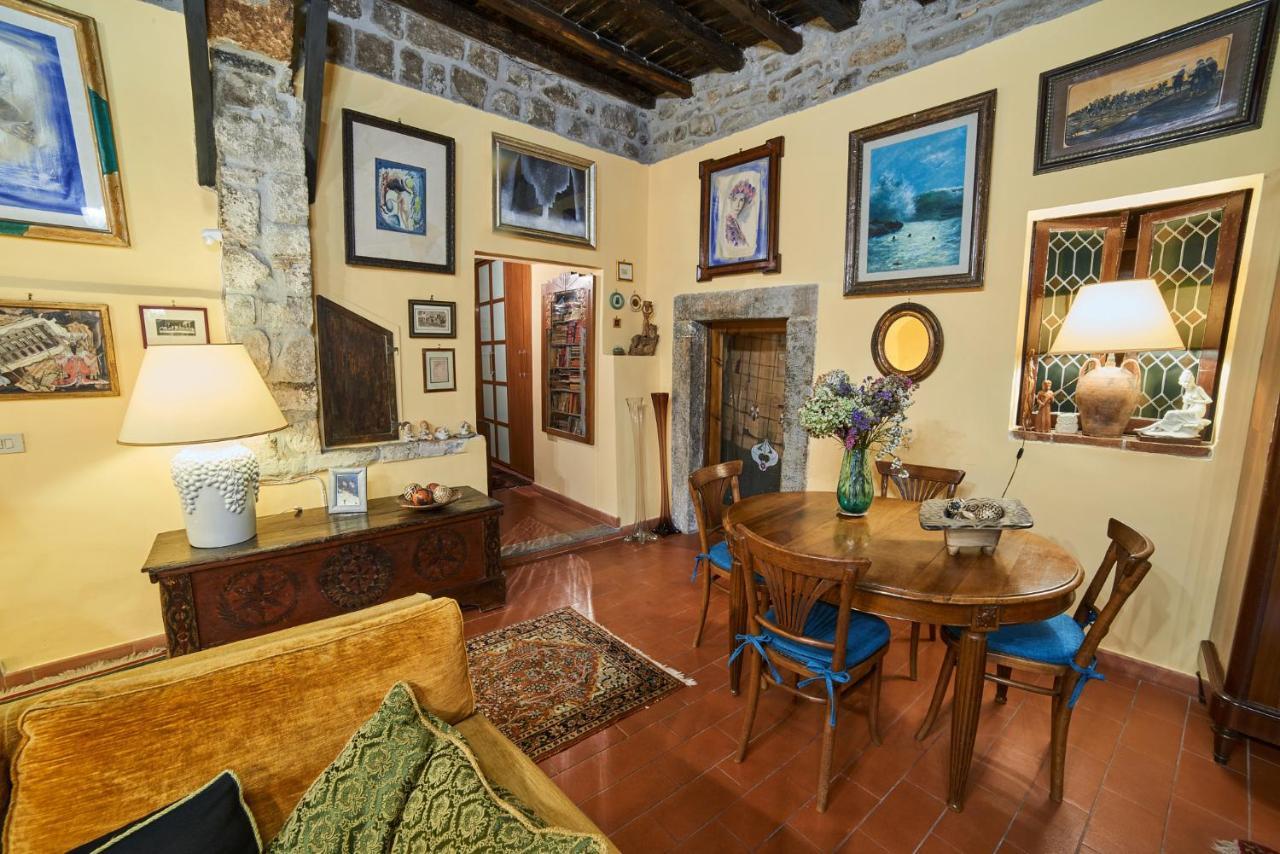 Alloggio Turistico Centro Storico Malatesta Montefiascone Bagian luar foto