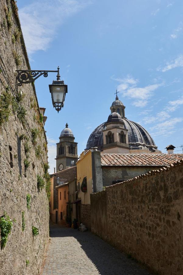 Alloggio Turistico Centro Storico Malatesta Montefiascone Bagian luar foto